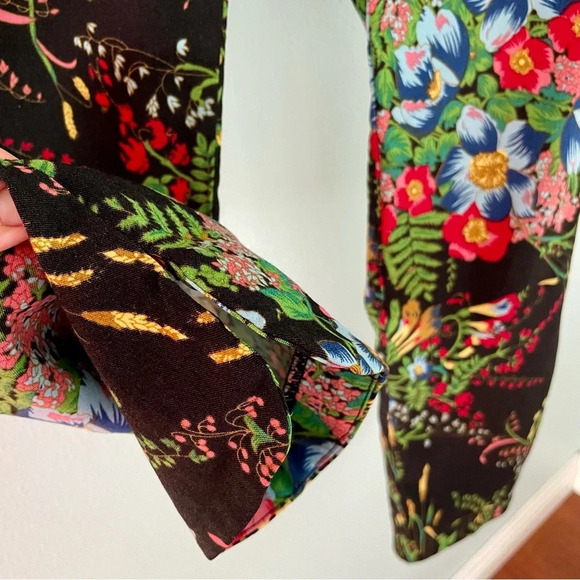 Soft Surroundings In Bloom Shaping Ankle Pants in Black Floral size SP - Picture 5 of 11